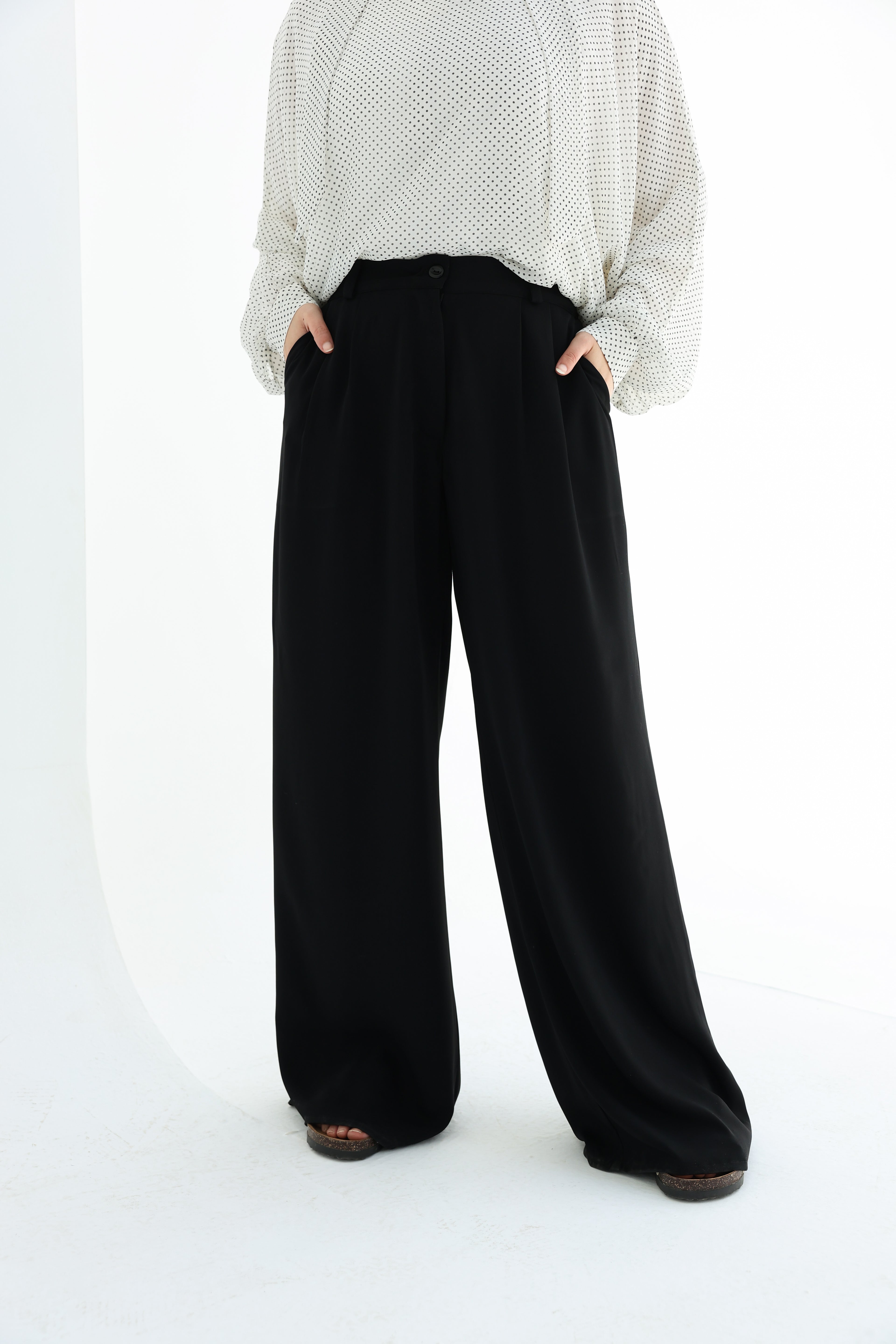 Wide - leg pants