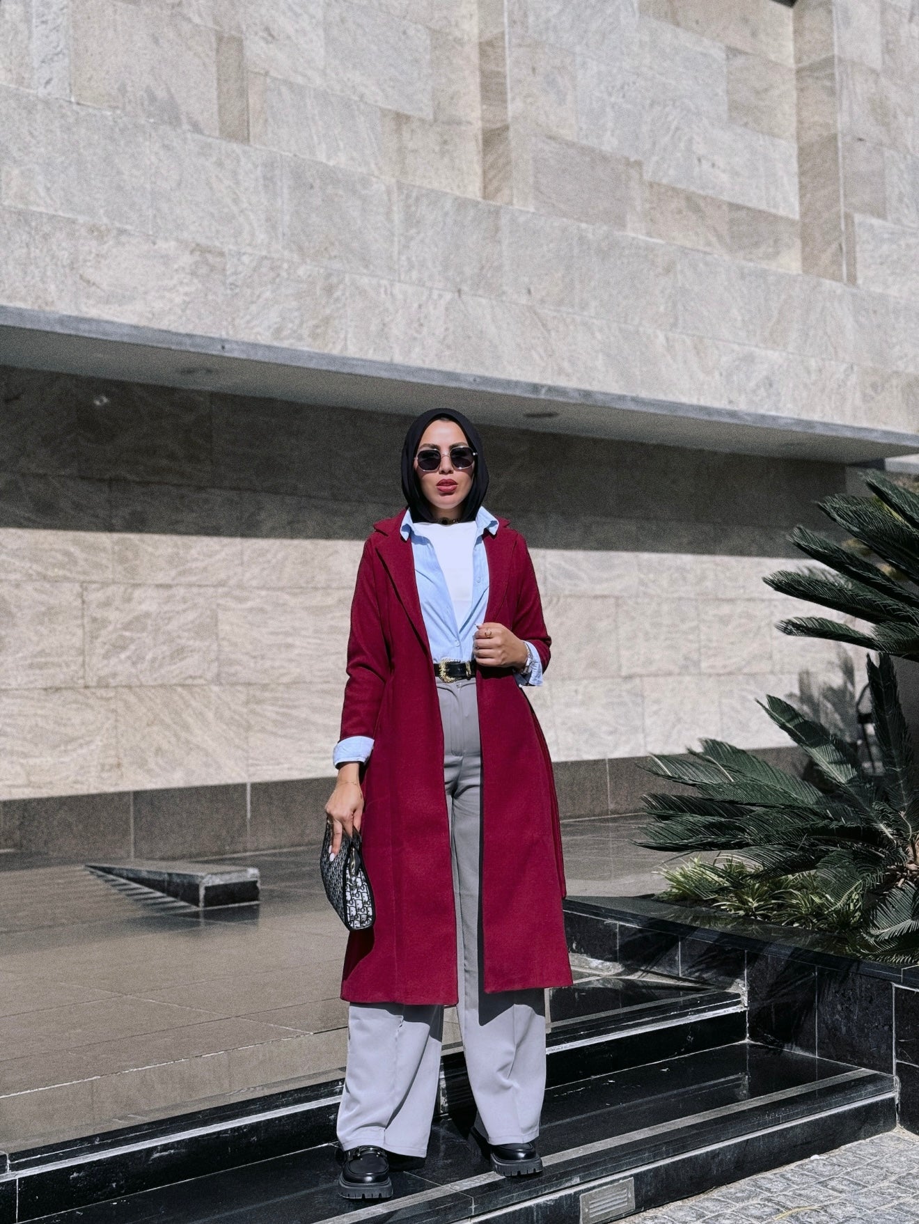 Cozy Minimal Wool Coat - Burgundy
